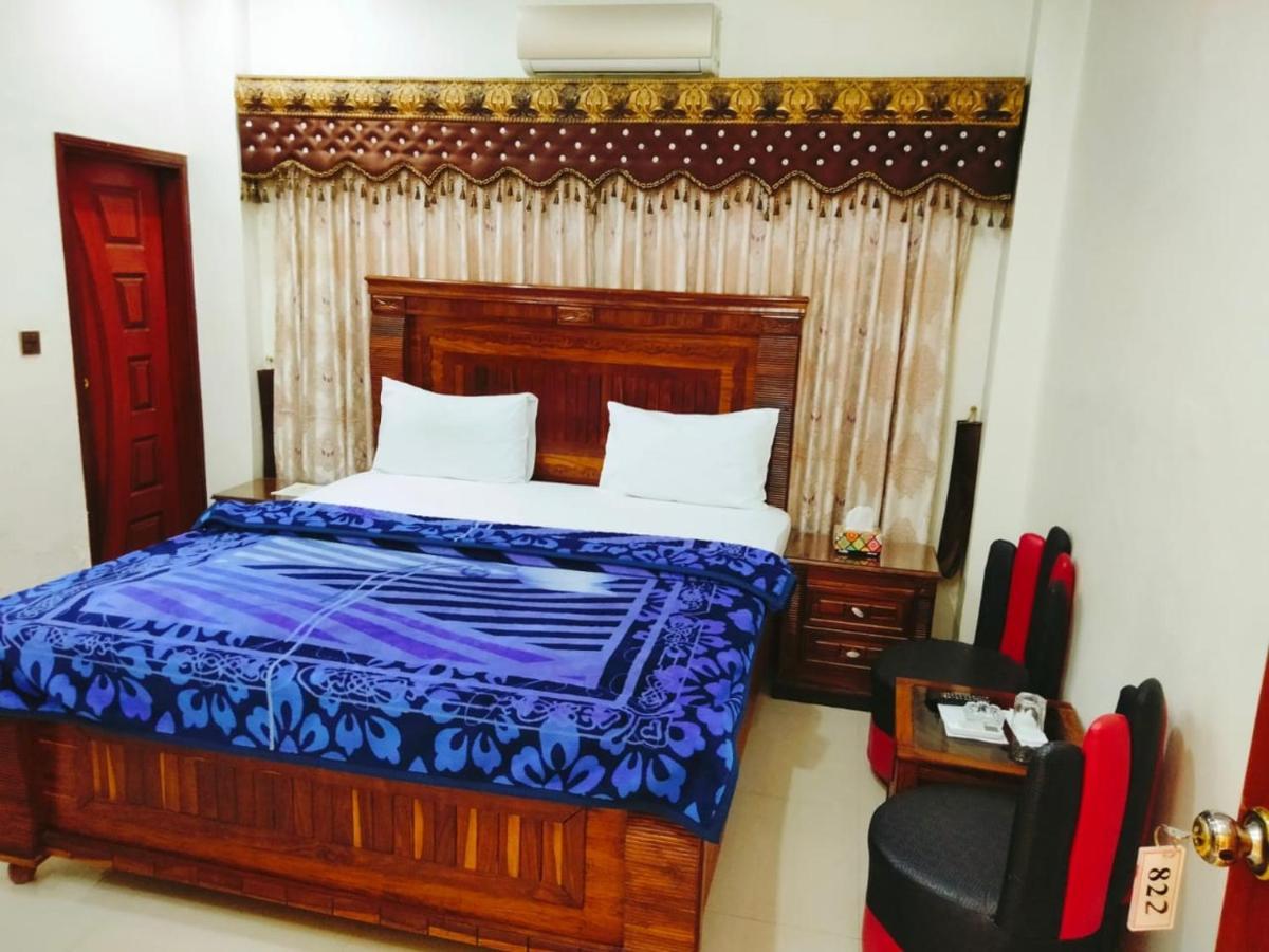 New Royal Residency Pechs Hotell Karachi Exteriör bild